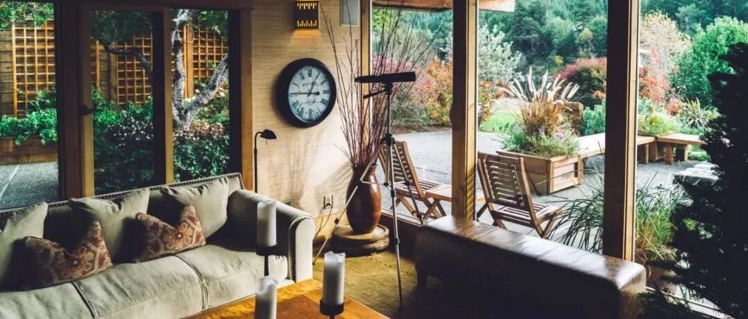 为什么有人会辞掉月薪1万5的工作，因为热爱选择3千块的产品助理？