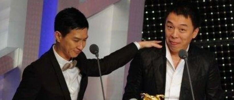 真正会聊天的人，懂得把优越感留给对方