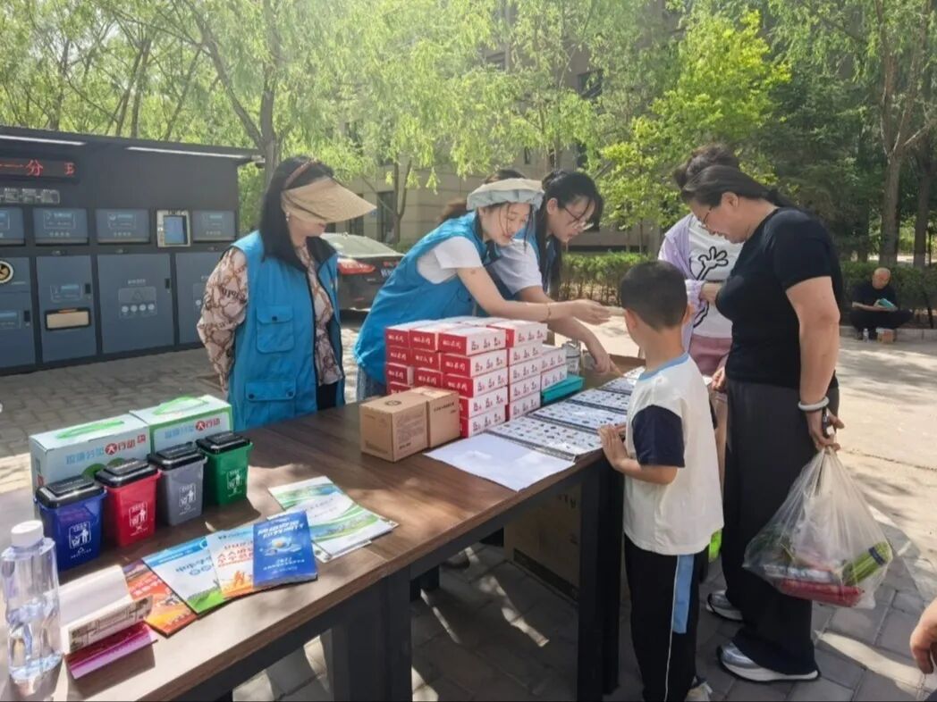 暖青之志 | 垃圾分类动起来！团旗委“垃圾分类进包联小区”系列宣传活动火热接力