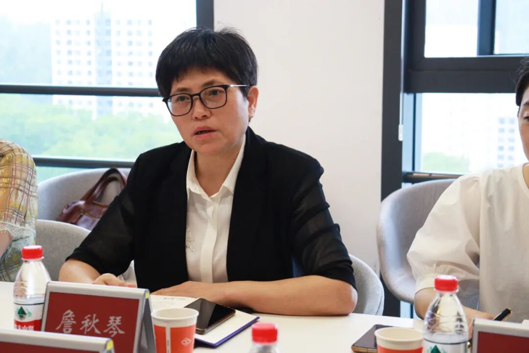 黄山市徽州区人大常委会领导一行到圆心谱走访调研