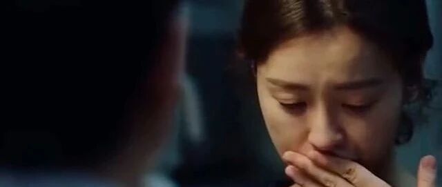 “跟面试官说竞争者是女朋友”，找个工作要用这种下三滥手段吗？