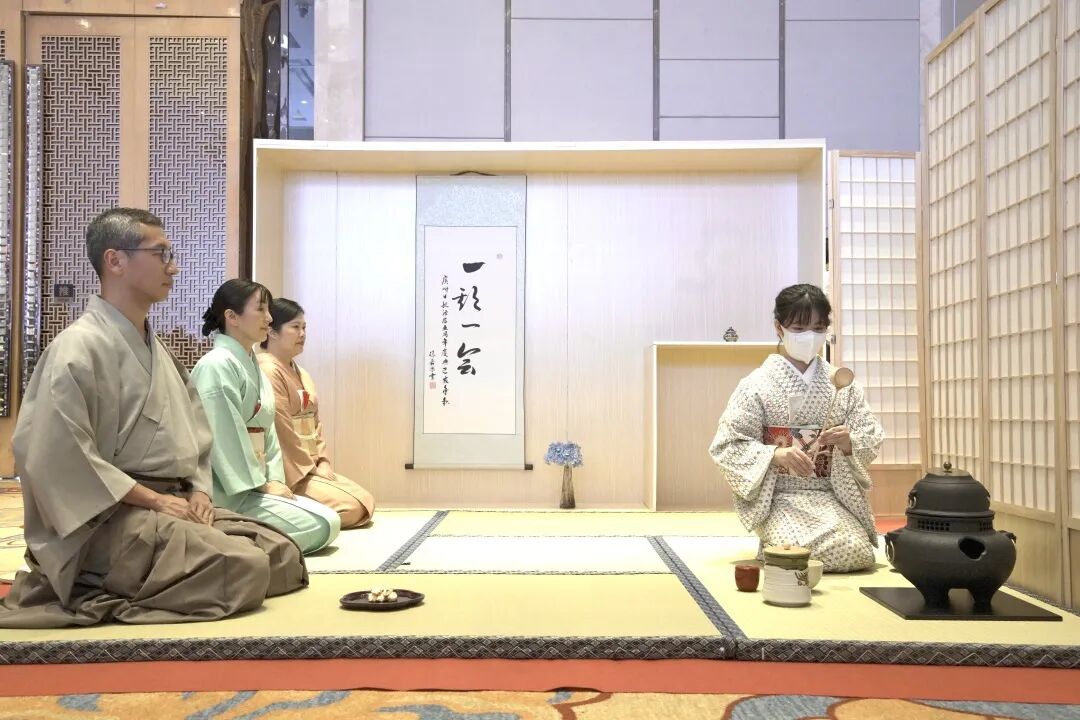 赴夏日之約 尋生活況味 第四期 酷你吉娃 沙龍順利舉辦 Sliperaspeding