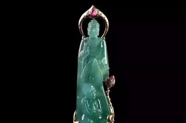 翡翠价格一般多少钱？最清晰的翡翠价格对照表