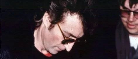 42年前,John Lennon遇刺离世