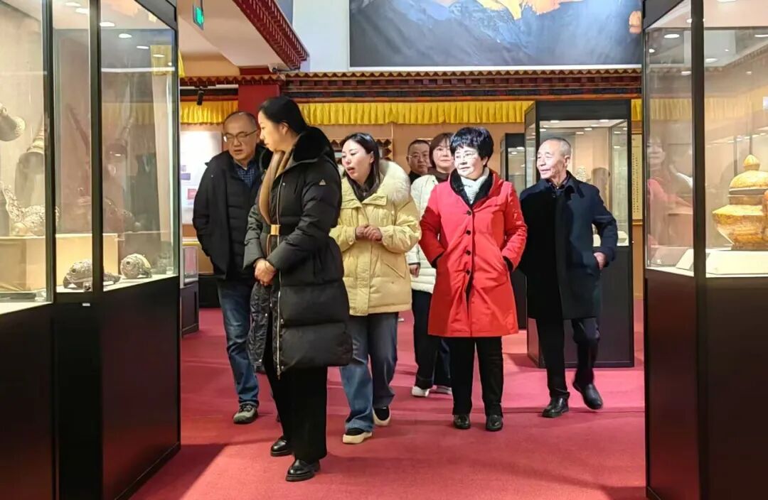 贵阳市花溪区区长蒋芳菊 一行到崇州唐风蜀韵景区考察(图6)
