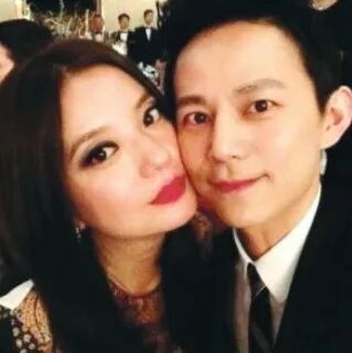 何炅出道23年零绯闻，一度被认为是Gay？最近被曝已隐婚20年？