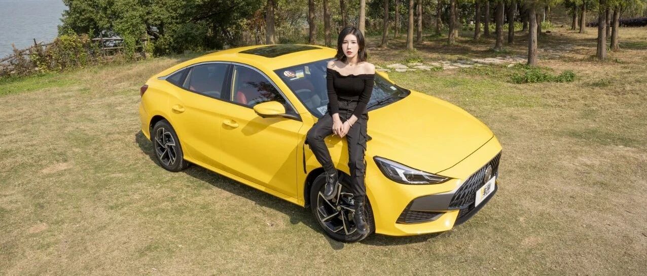 视频  |  8万元的潮跑 这也太“黄”了吧