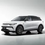 零跑一口气发布4款新车 C11增程版低至14.98万