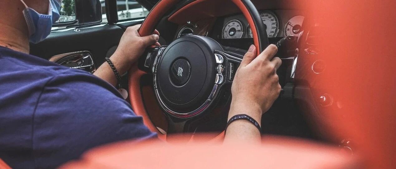 开劳斯莱斯是种什么体验？  |  Y车评