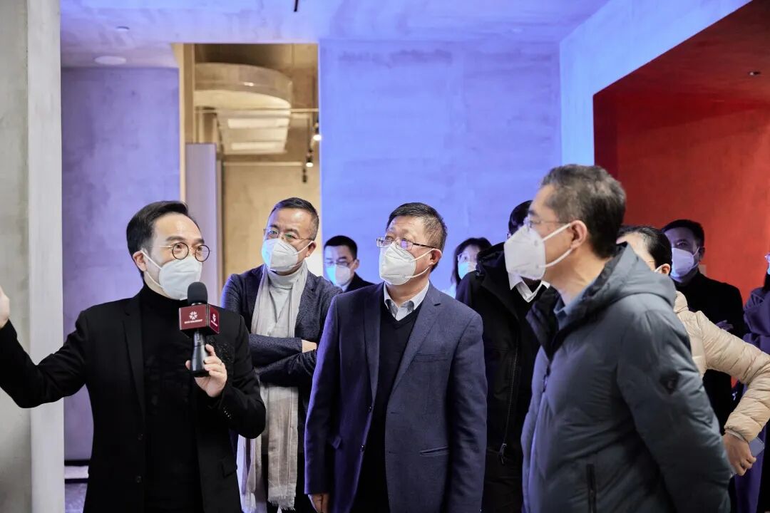 “中国鞋都•温州”复评专家组一行莅临惠利玛交流考察