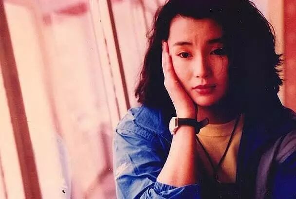 54歲張曼玉流利英文展現迷人氣質 口語發音和流利度簡直一百分啊 微英語 微文庫