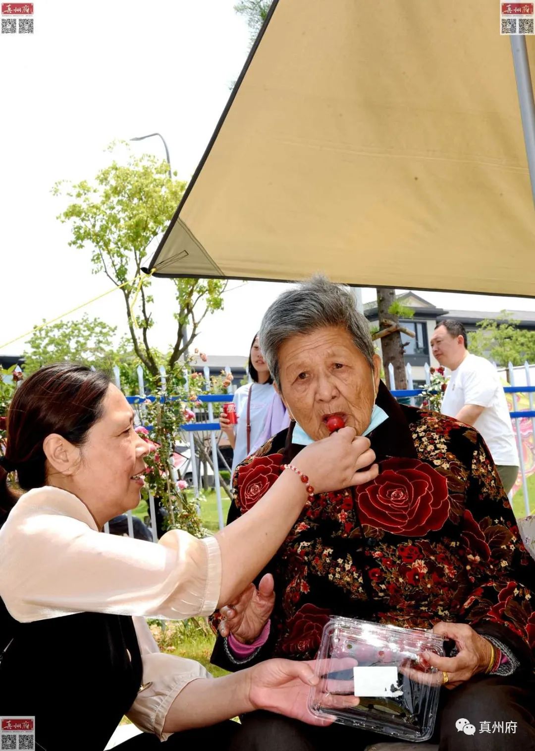 2023年5月13日,儀徵市棗林灣旅遊度假區銅山體育小鎮,遊客正在儀徵市