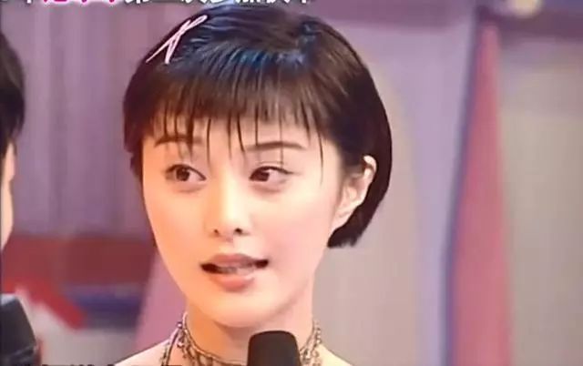 范冰冰20年前竟搭檔吳京上《快本》，演技太差遭何炅兩次拆台 娛樂 第3張
