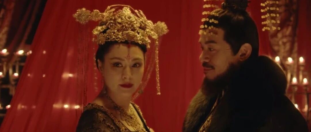 阿娇很缺钱？一口气接4部网大，演妲己膀大腰圆还像黑山老妖