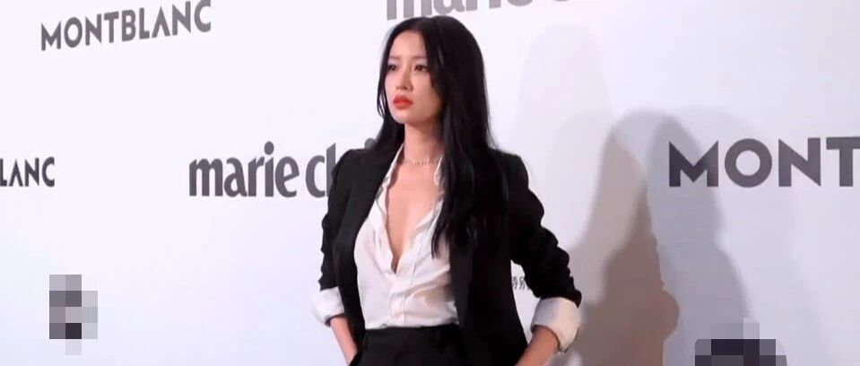 时尚活动女星齐穿西装：李冰冰大胆，张小斐烟熏妆，金晨孙怡撞衫
