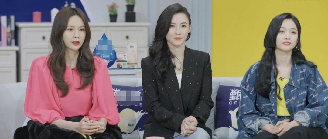 女明星的家被节目曝光：张柏芝上海新家清新淡雅，黄龄家摆满玩偶