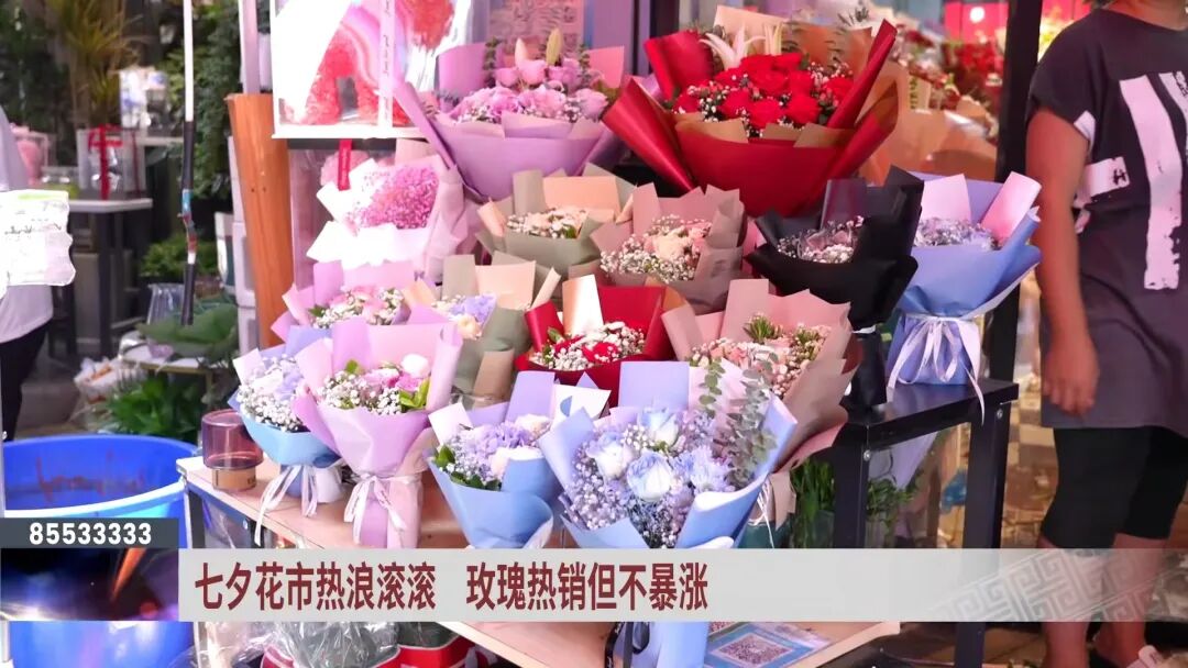 玫瑰花卡布奇诺的花语_卡布奇诺玫瑰花多少钱一支_卡布奇诺玫瑰鲜花