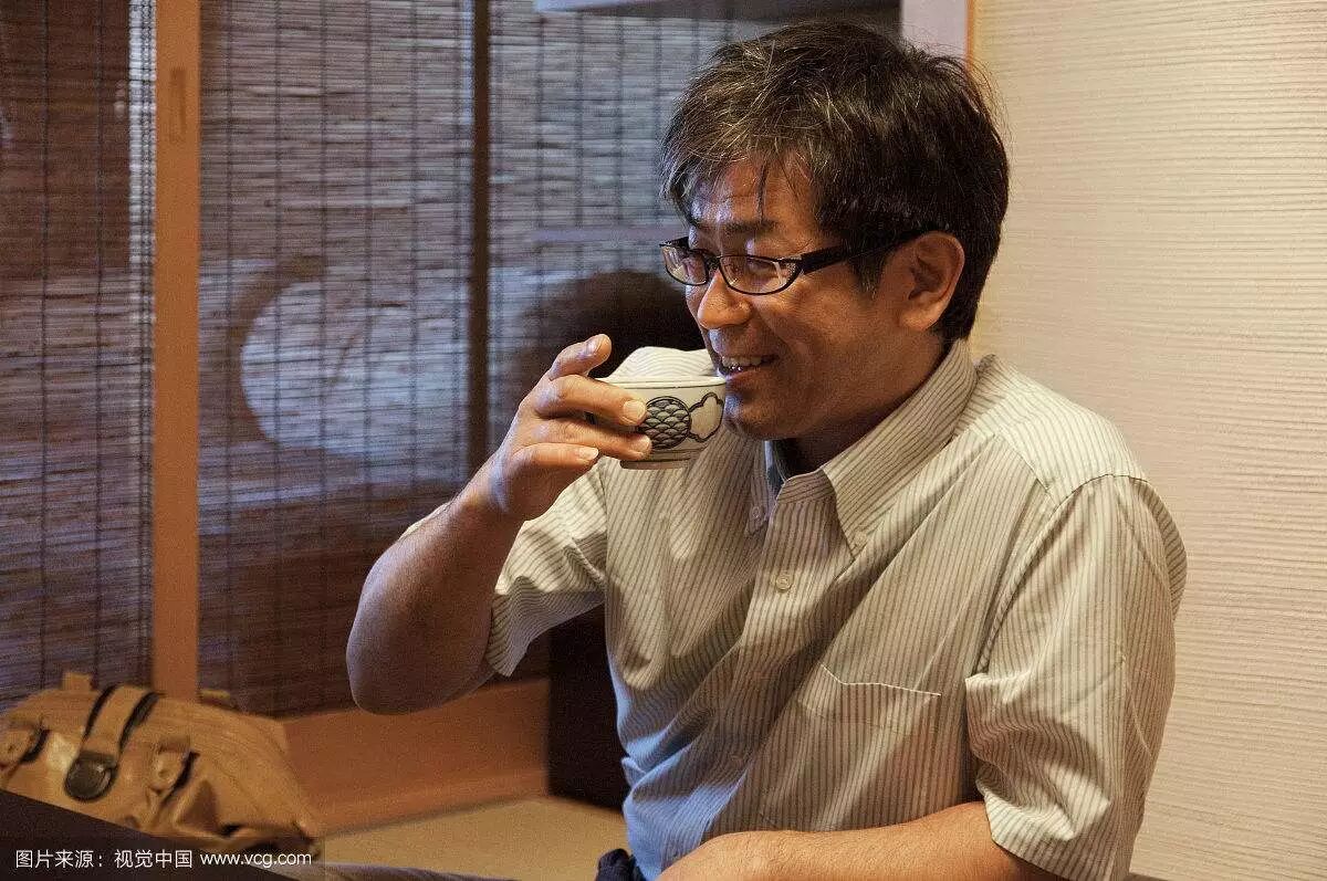 黑茶是个宝，喝得好，能胜过冬虫和夏草！可惜很多人不知道，都看