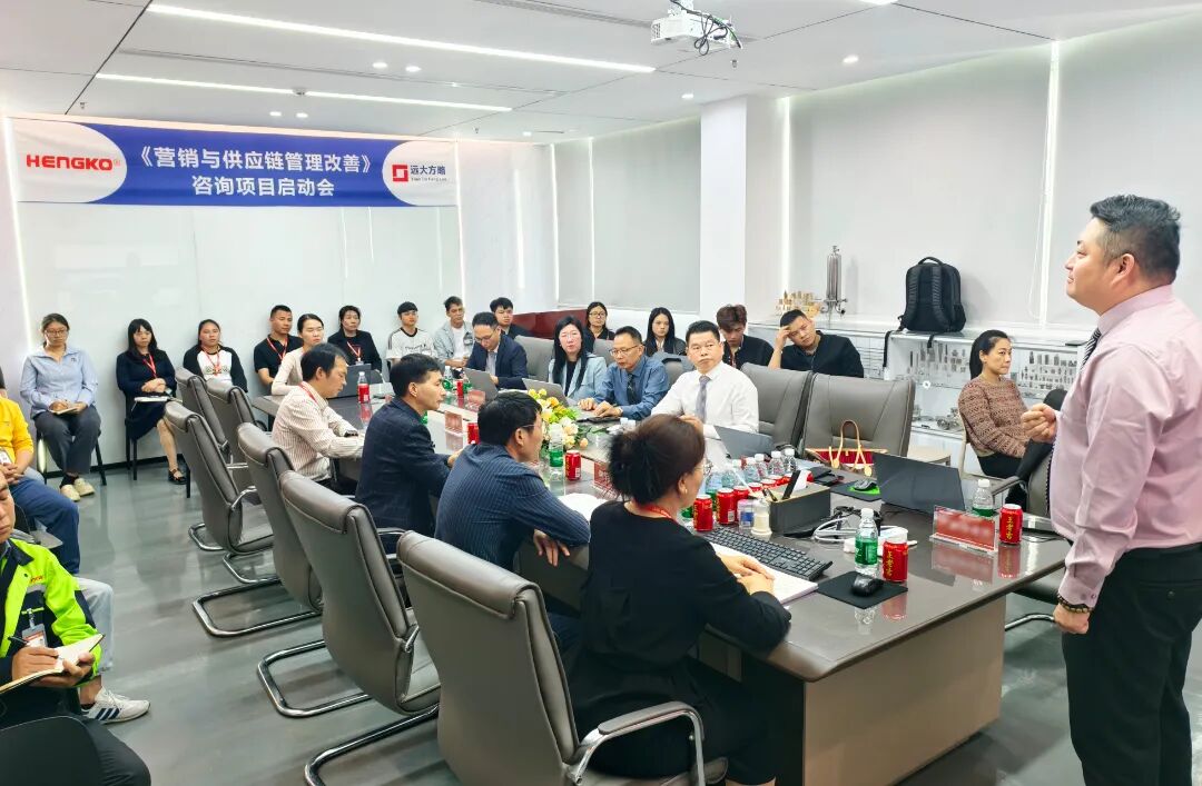 项目组老师.jpg