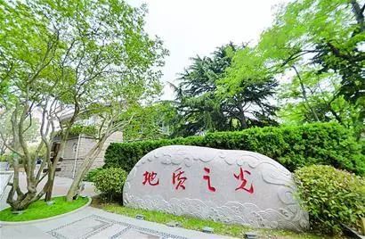 木格子地板_德僑木地板_白云區(qū)僑德花園小學(xué)