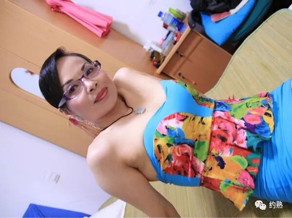 小蜗牛熟女455集兴感眼镜熟女 约熟 微信公众号文章阅读 Wemp