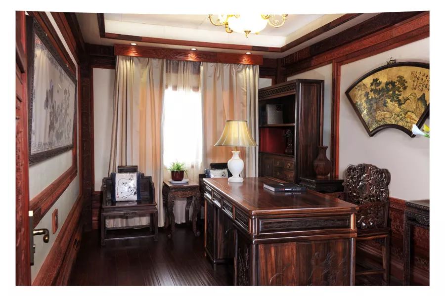 小户型，红木家具该怎么摆放？