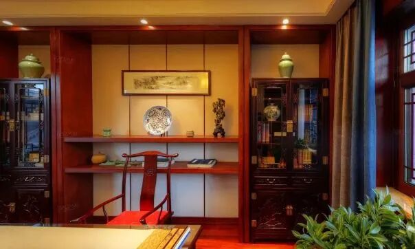 家具越贵≠越好，红木家具VS板式家具，谁更胜一筹？？