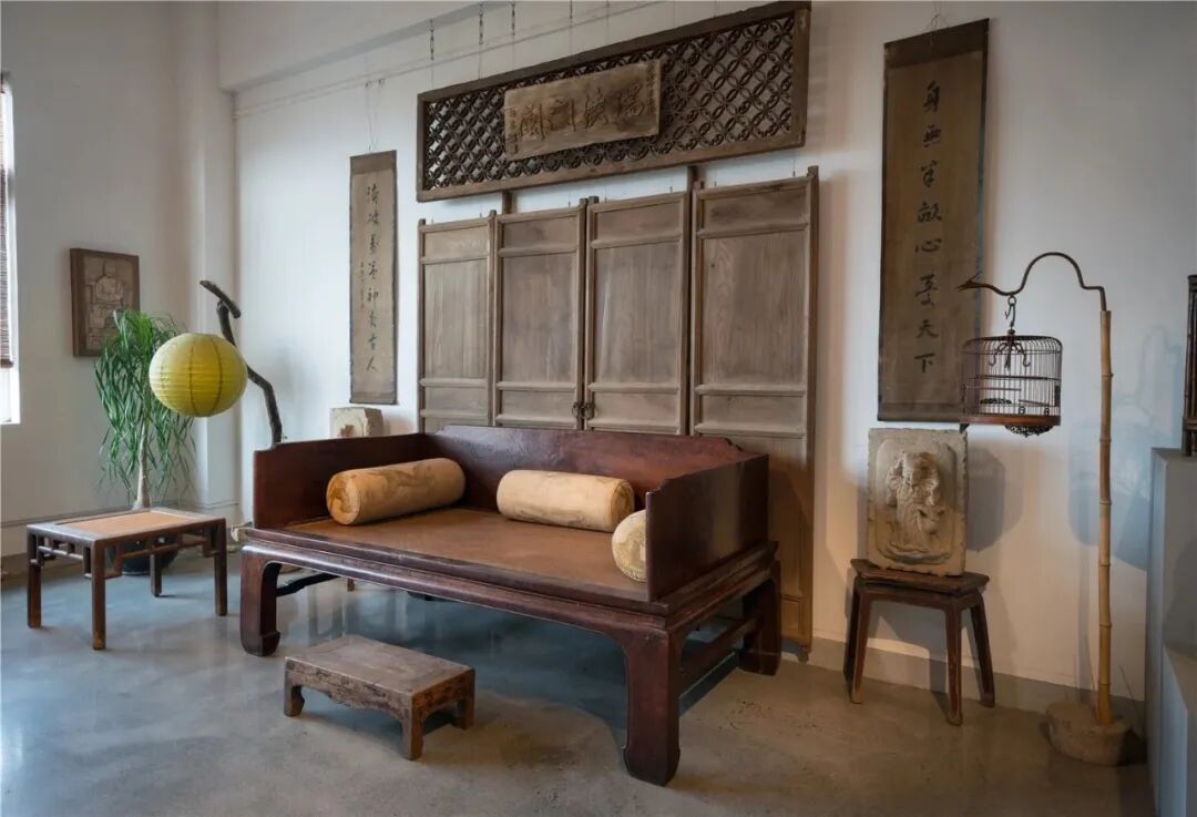 罗汉床：小睡 or 待客皆相宜！！