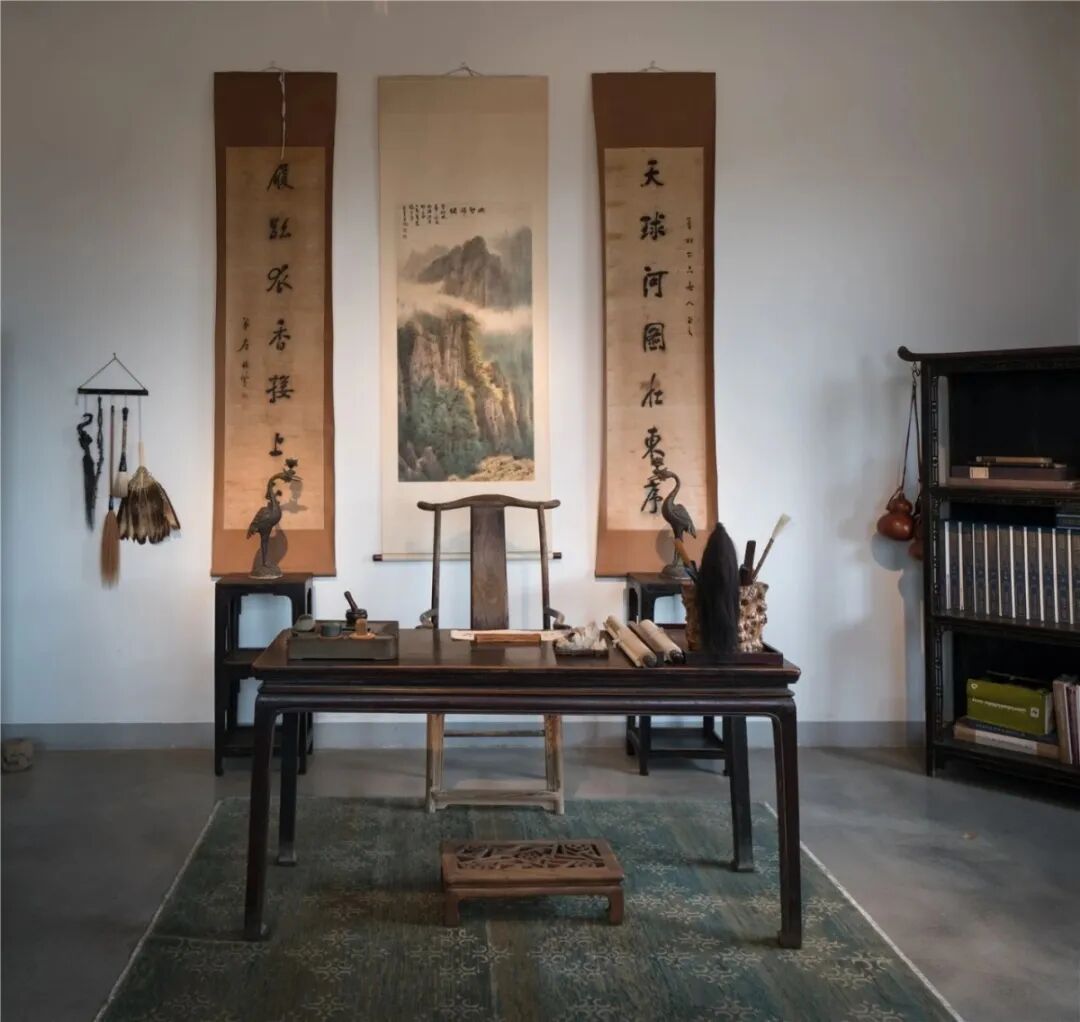 字画和红木家具搭配，相得益彰！挂字画有哪些讲究？