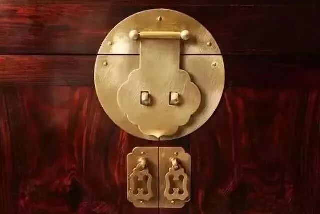 红木家具的点睛之笔：小小铜活儿有大学问！