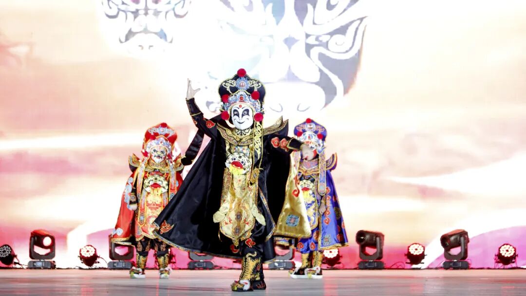 献血屋怎么开热血新地标！经开区体育公园献血屋启用_https://www.jmylbn.com_新闻资讯_第17张