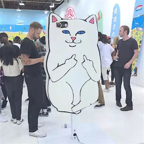 浪裡白條 Ripndip18春夏 中指貓 竟然和神奈川衝浪裡攪到一起 日本設計小站 微文庫