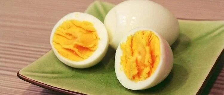 蛋黄真的不能吃吗？如此高胆固醇，适合糖友食用吗？