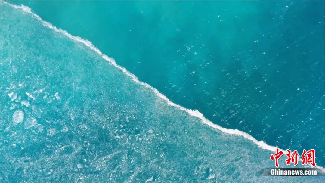 赛里木湖。钟大玮 摄