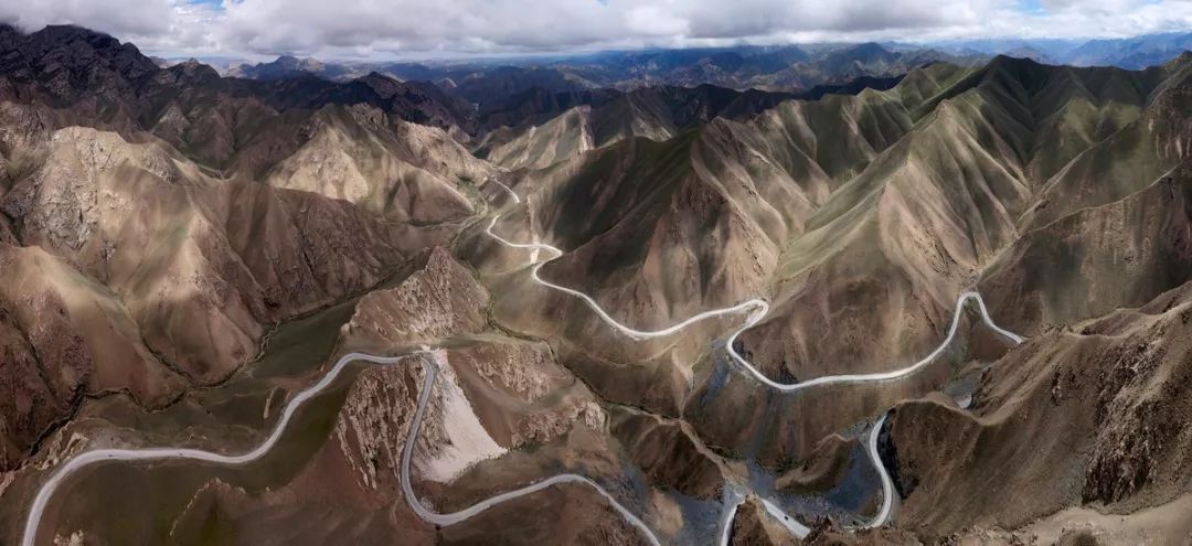 美過318，虐過丙察察，這條海拔最高的公路，才是進藏的最美路線！ 旅行 第16張