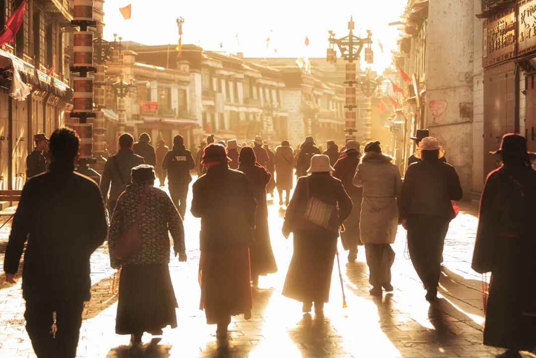 西藏的春天，把摄影师都逼疯了...