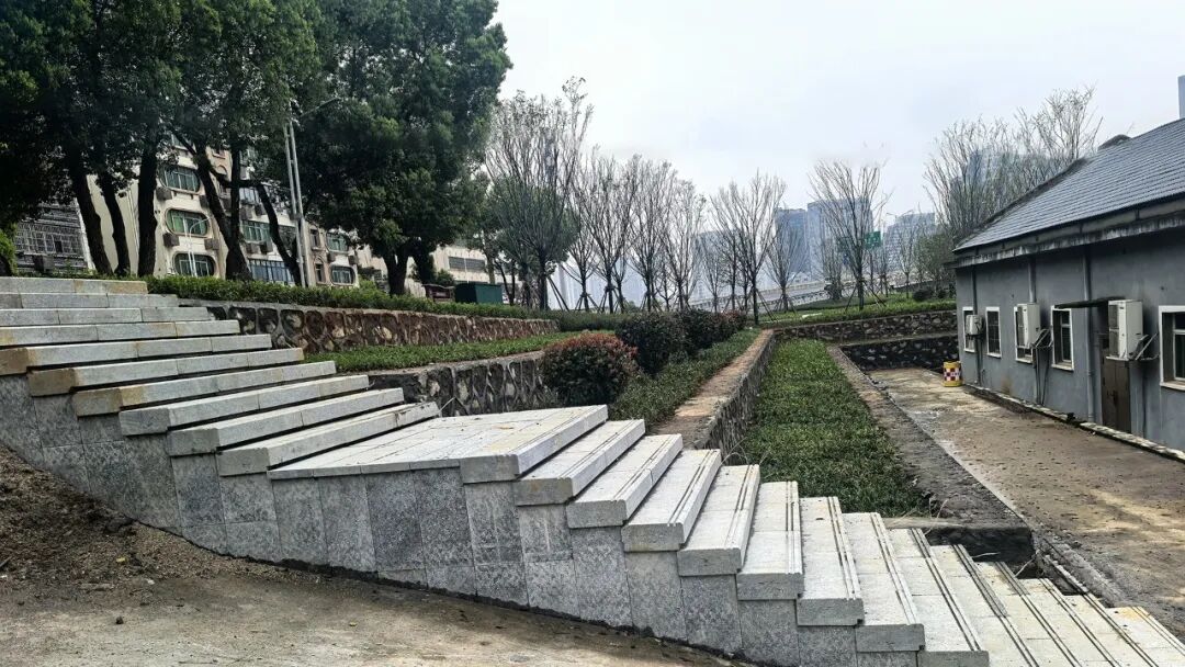 南昌新建区礼步湖广场改造完工焕新亮相，提升老城活力