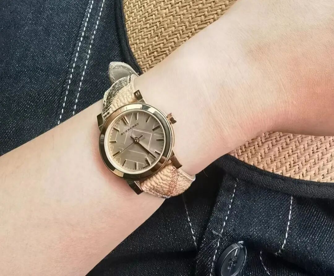 巴寶莉官網手表旗艦店_巴寶莉手表女官網_巴寶莉手表官網