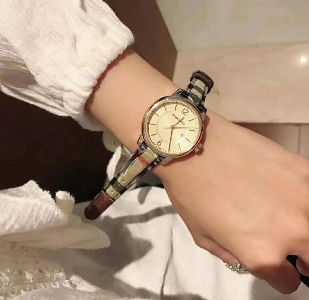 巴寶莉手表官網_巴寶莉官網手表旗艦店_巴寶莉手表女官網