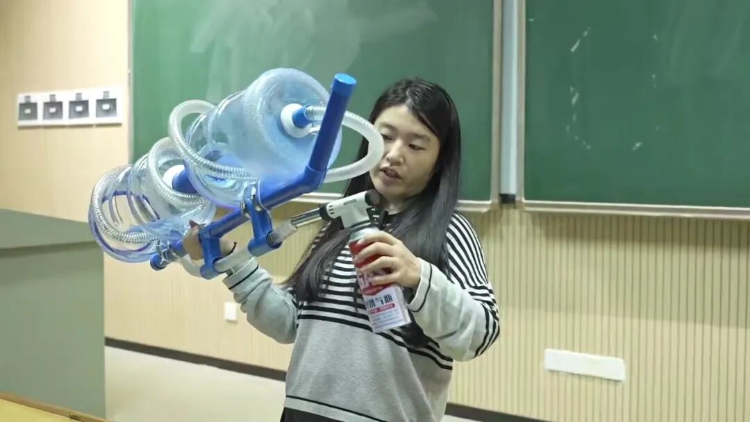 走红的手搓“等离子脉冲炮”安全吗