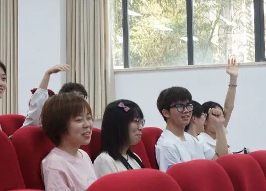 重庆大学第三届红白歌合战圆满落幕(重庆大学生合唱比赛)