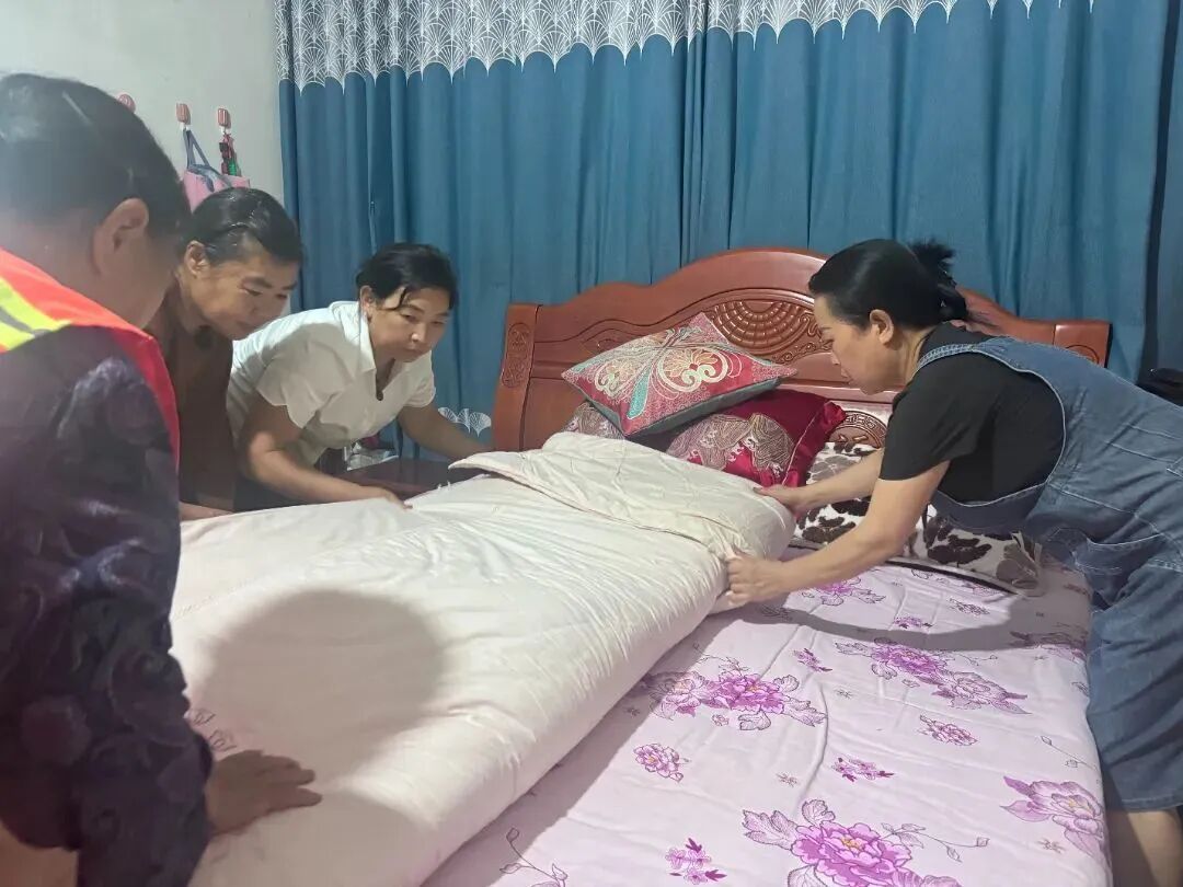 卫生家庭建设行动 | 德江县巾帼执笔共绘乡村新颜