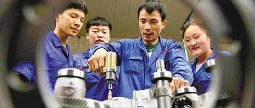 车间主管：多＂理、奖 、问＂，少＂管、罚、查＂