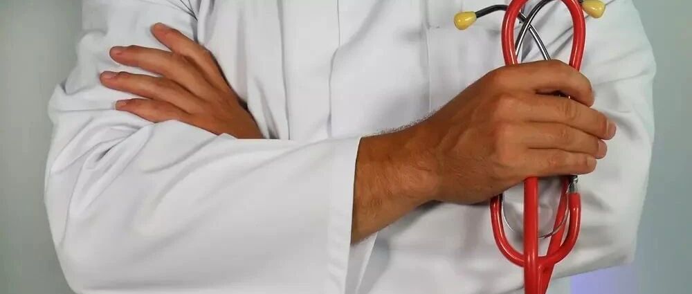 定了！今日起医务人员有这个证书兼职月入将突破2万！不限专业！不限户籍！