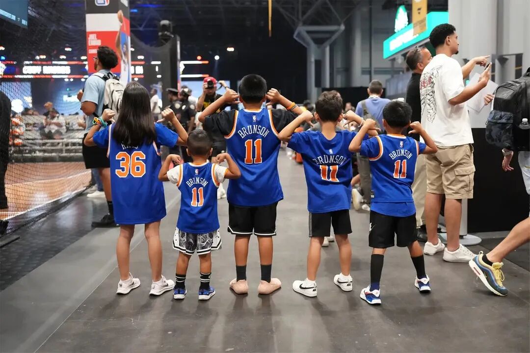 Fanatics Fest 2026 的观众与现场互动