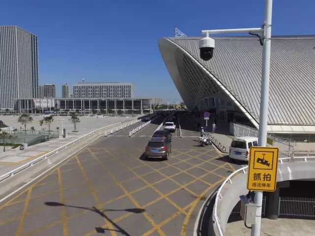 (国防道:建设路至华岩路段) 唐山火车站西广场 学院南路 (示意图) 二