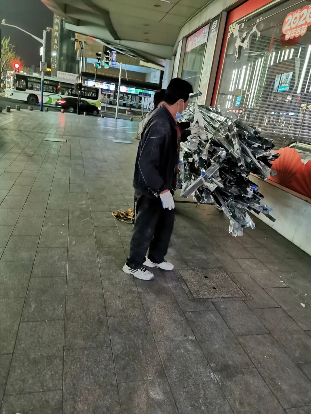 上海新世界百货促销活动_上海新世界百货商场活动_上海新世界百货商场