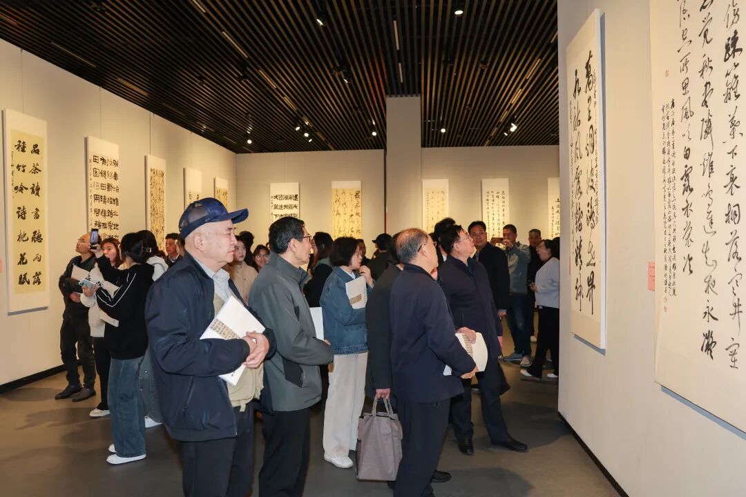 丹青鹿城·翰墨云都——宿州·包头书法精品展亮相宿州美术馆！ 第3张