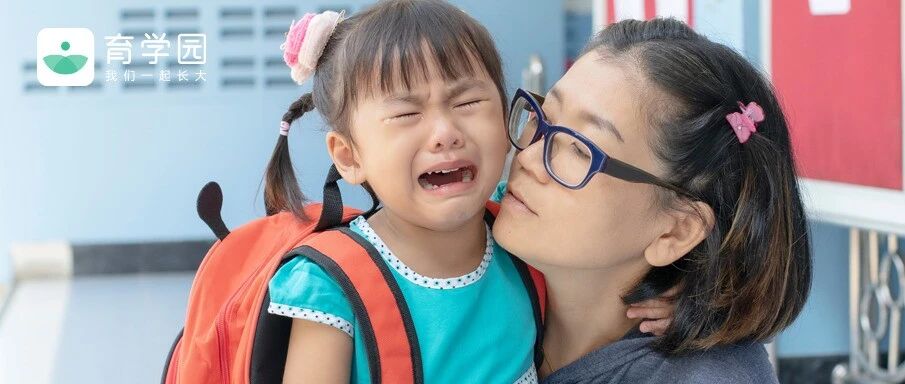 孩子哭闹，被爸爸猛摔1米！「吼叫式育儿」有救吗？现在知道还不晚