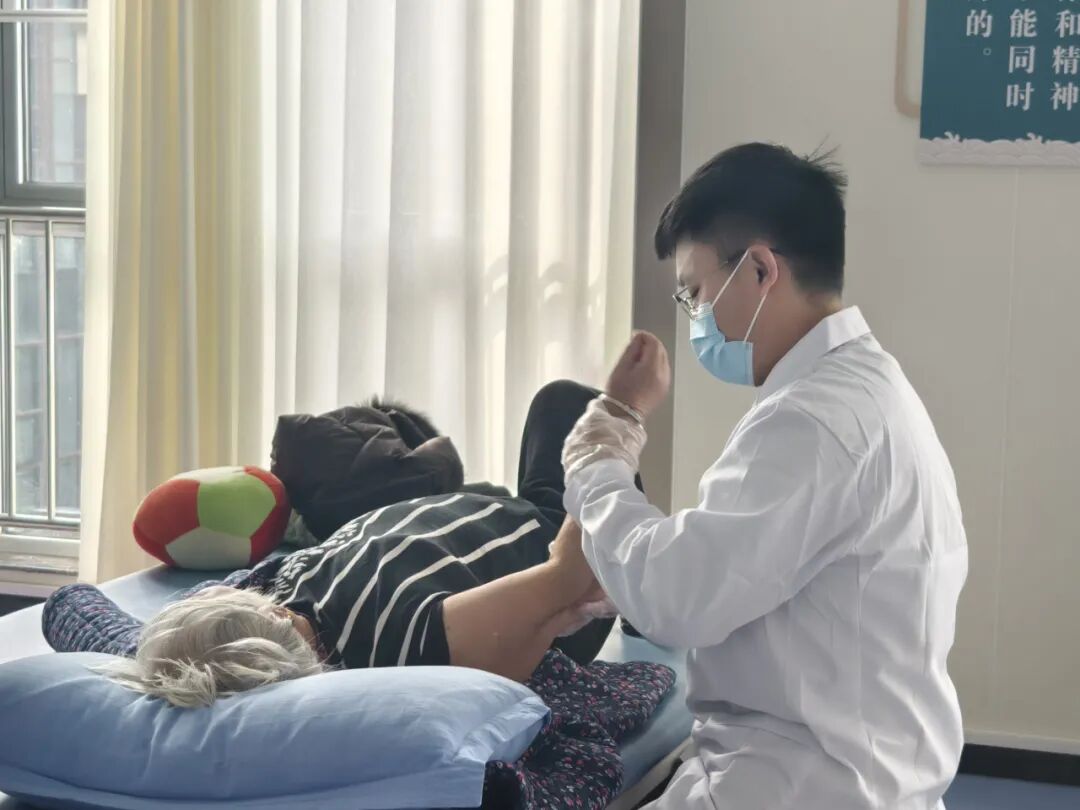 中频为什么能镇痛深度理疗，精准镇痛——郯城中心医院中频干扰电疗法_https://www.jmylbn.com_新闻资讯_第6张